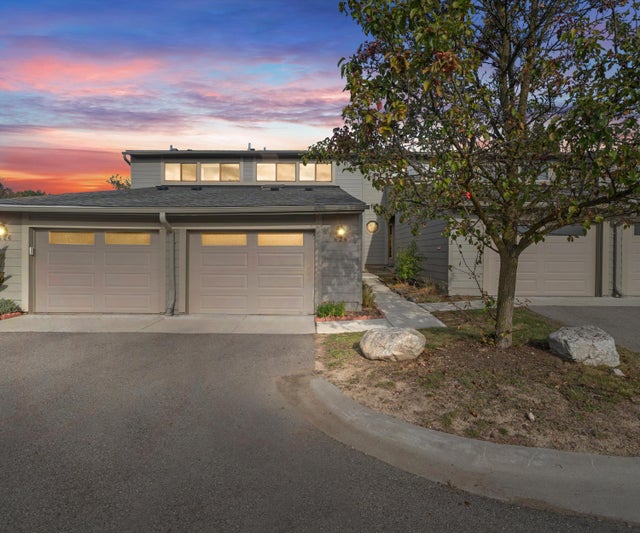 624 Peninsula Court, Ann Arbor city