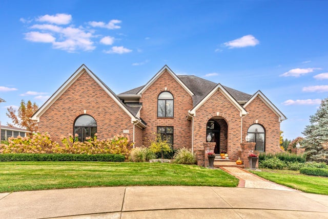 50045 Standish Court, Plymouth charter township