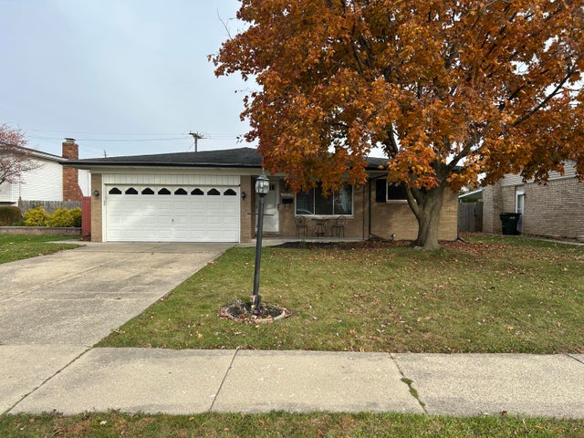 36870 Lodge Drive, Sterling Heights city