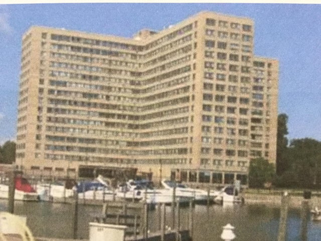 8900 E Jefferson Avenue S Unit: 1012 - 1013, Detroit city