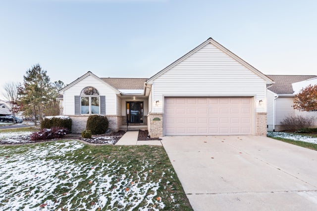 514 Coventry Circle, Dexter city
