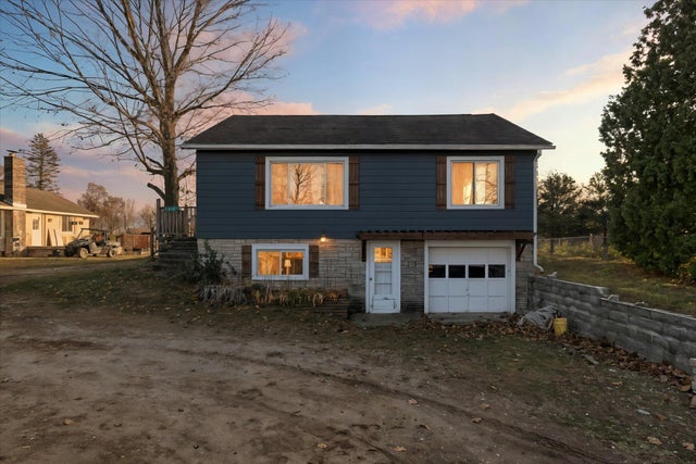 379 W Main Street, Pinckney village