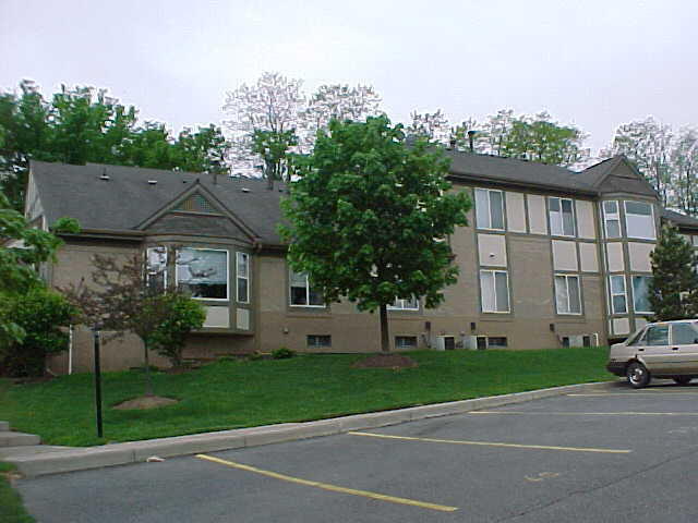 44750 Bayview Drive Unit: 37, Novi city