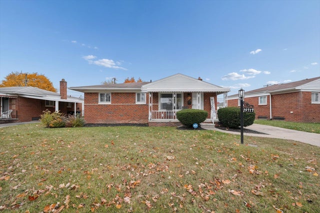 29717 Hanover Avenue, Westland city