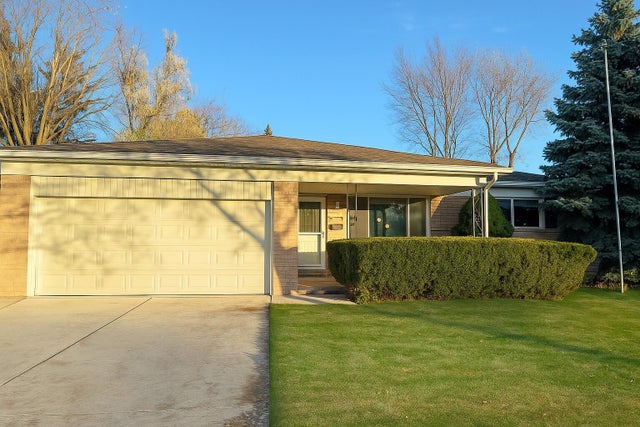 33148 Breckenridge Drive, Sterling Heights city