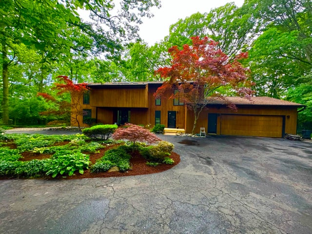 28485 S Harwich Court, Farmington Hills city