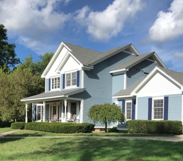 5470 Carey Road, Commerce charter township