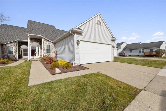 777 Challenging Trail, South Lyon city