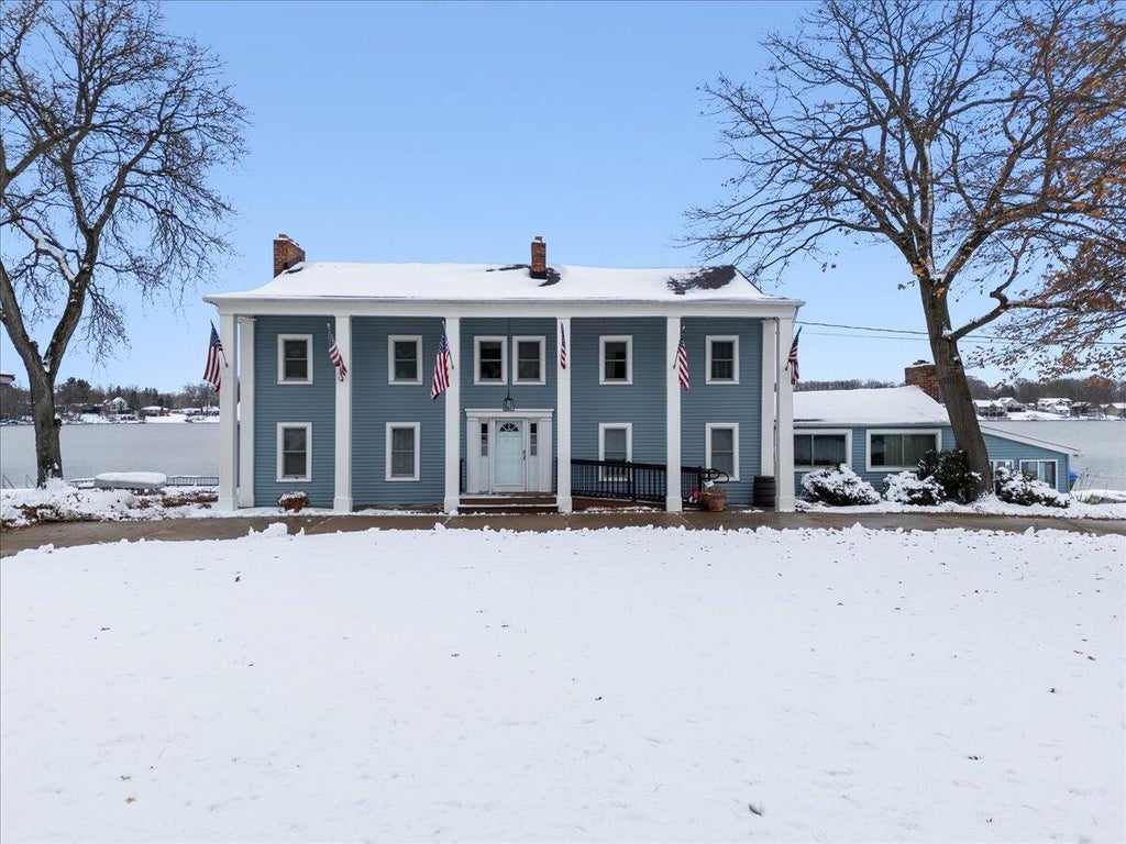 6081 Kinyon Drive, Green Oak township