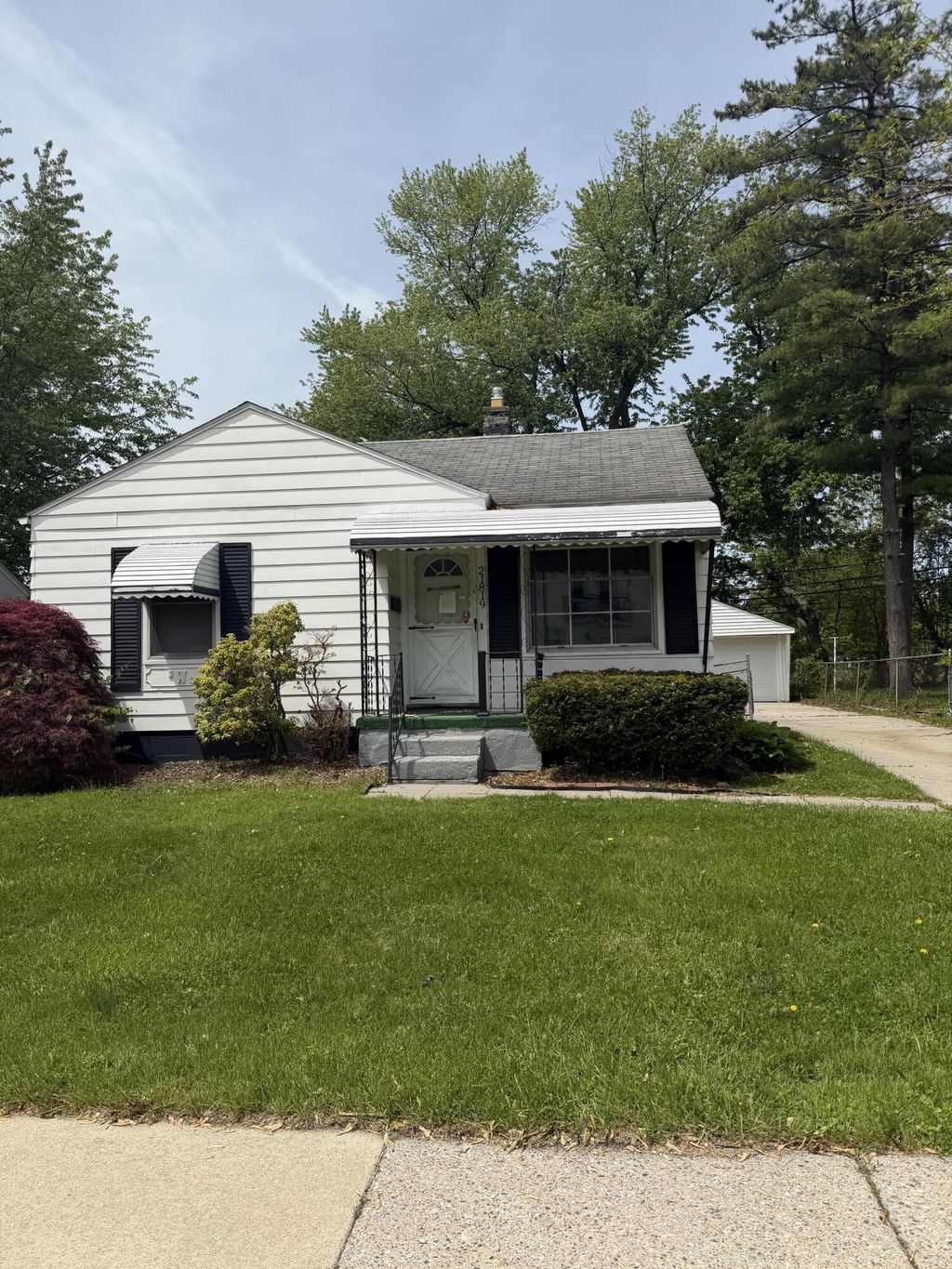 21819 Shakespeare Avenue, Eastpointe city