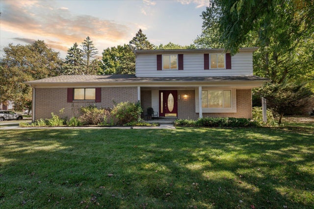 3896 Gate Drive, Troy city