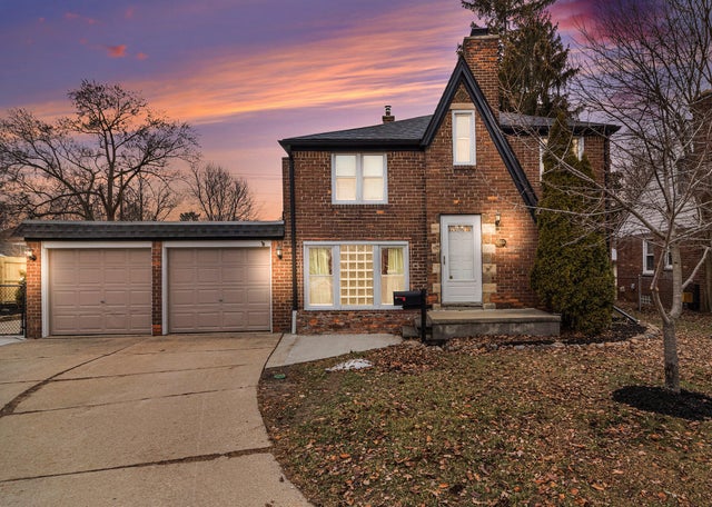 6953 Mayburn Street, Dearborn Heights city