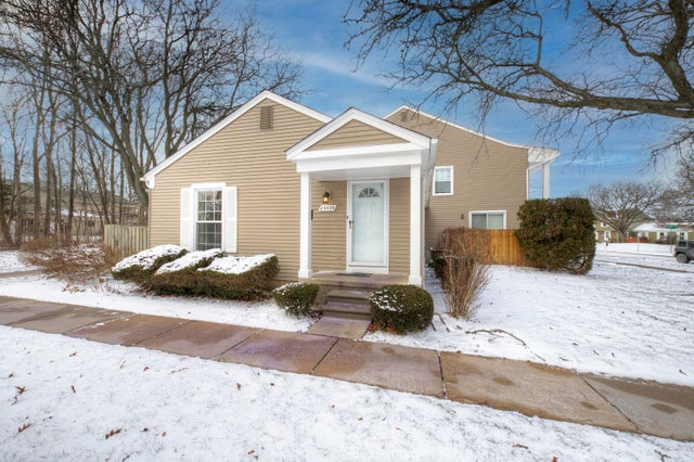 23439 Stonehenge Boulevard, Novi city