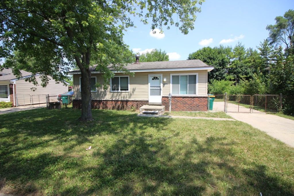 28496 Halecreek Street, Romulus city