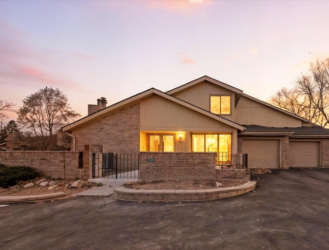 1525 S Hill Boulevard, Bloomfield charter township