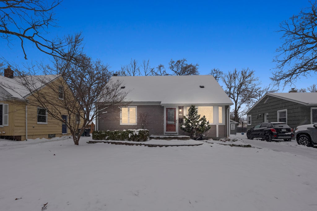 1002 Catalpa Drive, Royal Oak city