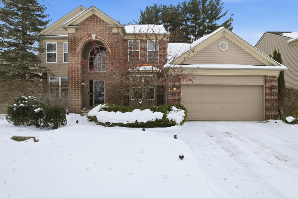 929 River Rock Drive, Holly township