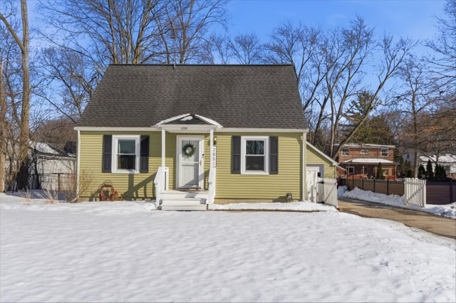 2851 Elmwood Avenue, Ann Arbor city