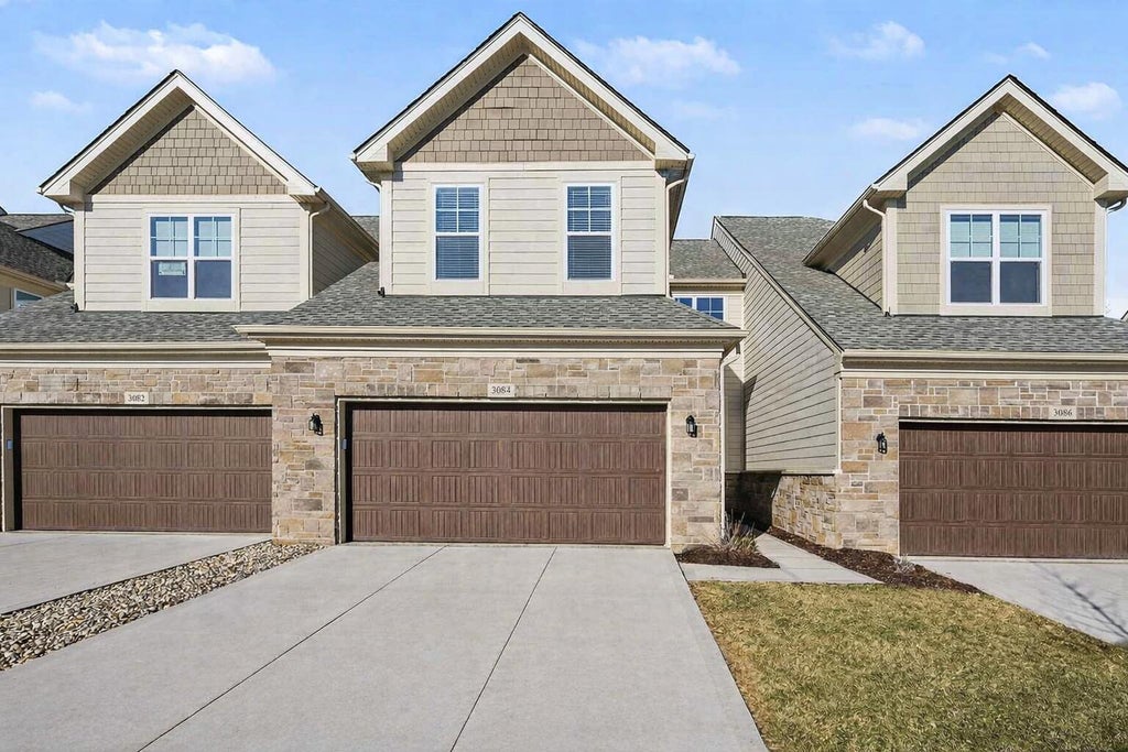 3084 N Spurway Drive, Ann Arbor city