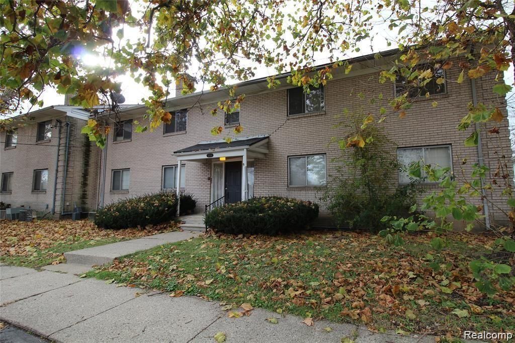 22140 Dante Street Unit: 209, Oak Park