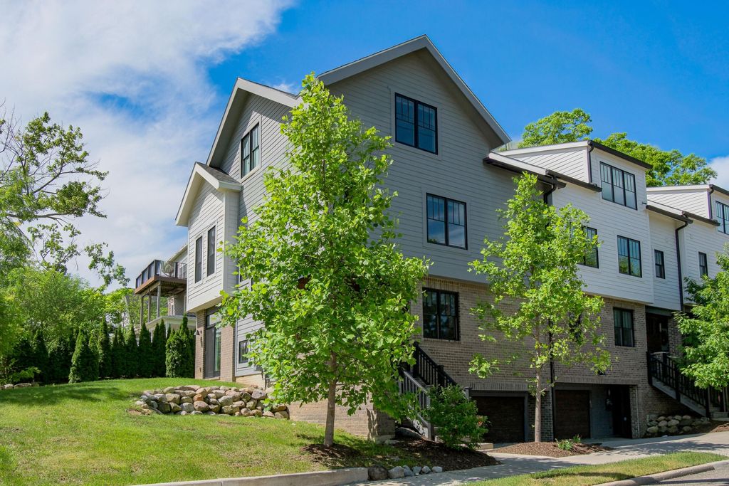 103 W Davis Avenue, Ann Arbor city