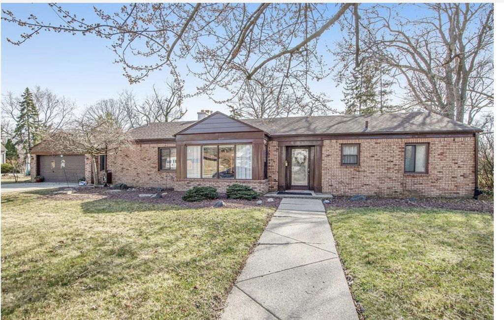 19954 Woodcrest Street, Harper Woods city