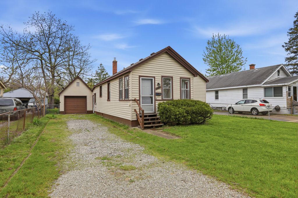 35230 Sheffield Street, Westland city