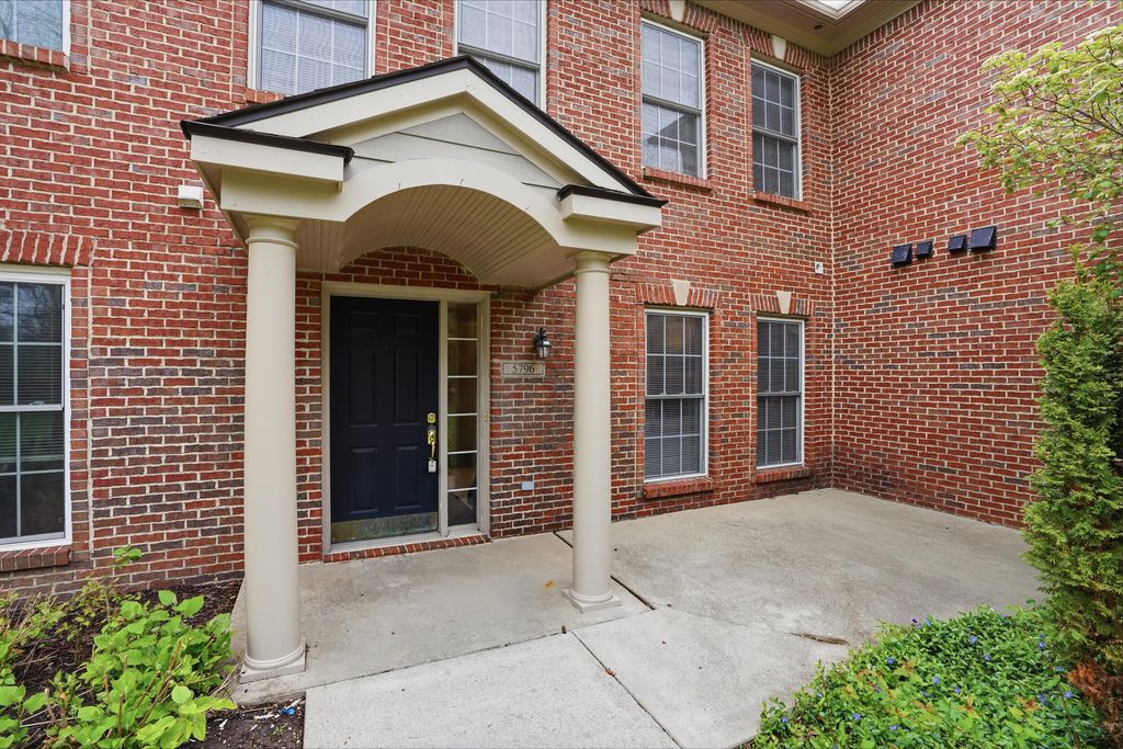 5796 Hampshire Lane, Ypsilanti