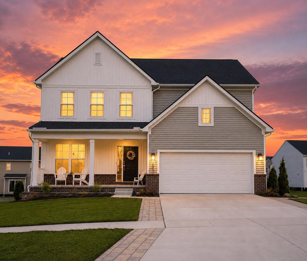 251 Quartz Way, White Lake charter township