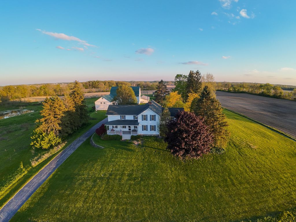 8885 Burmeister Road, Saline