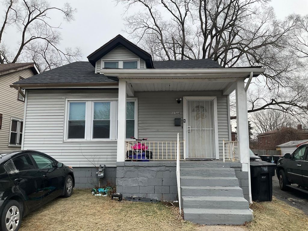 13564 Tuller Street, Detroit city