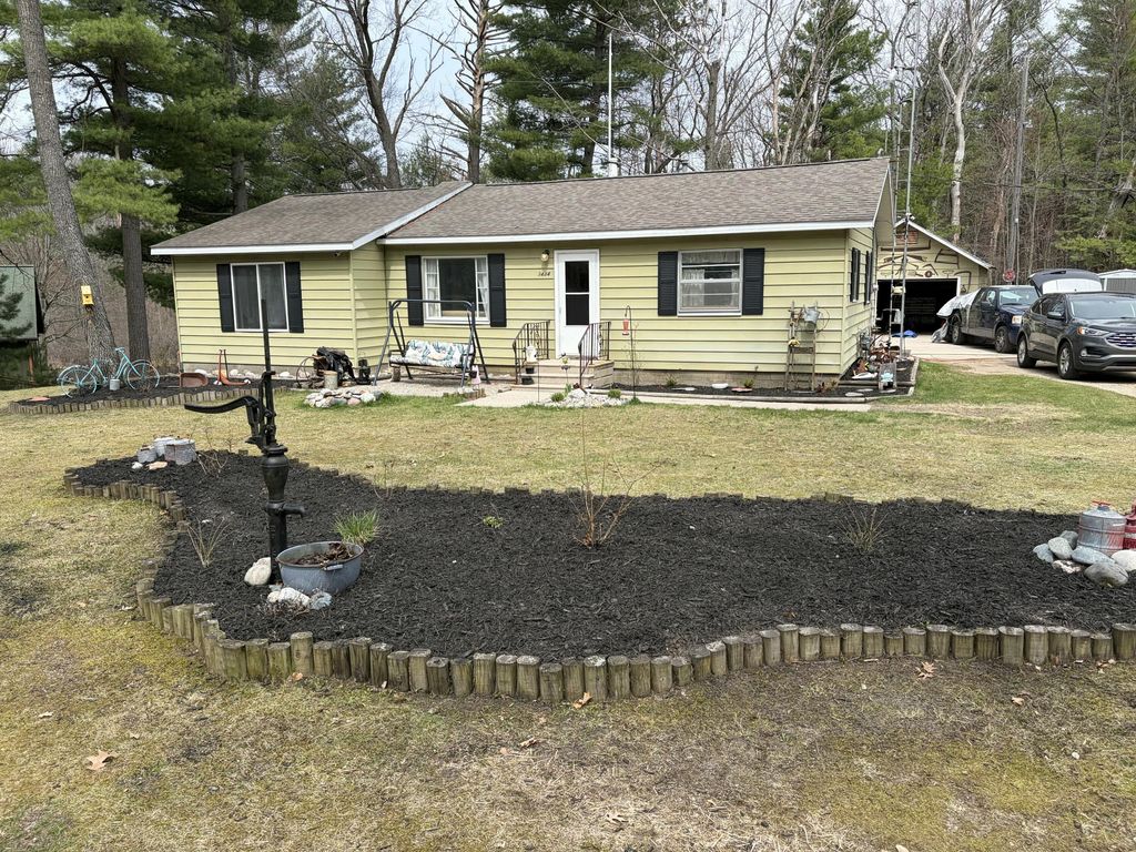 3434 Genesse Street, Grant township