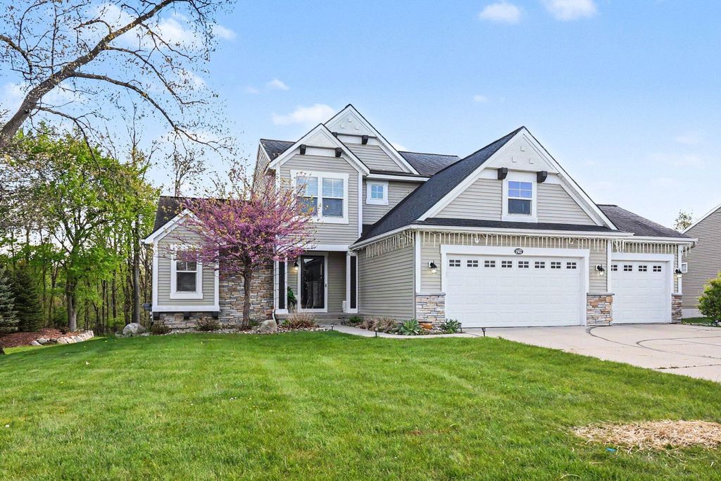 1507 Wellman Road, DeWitt charter township
