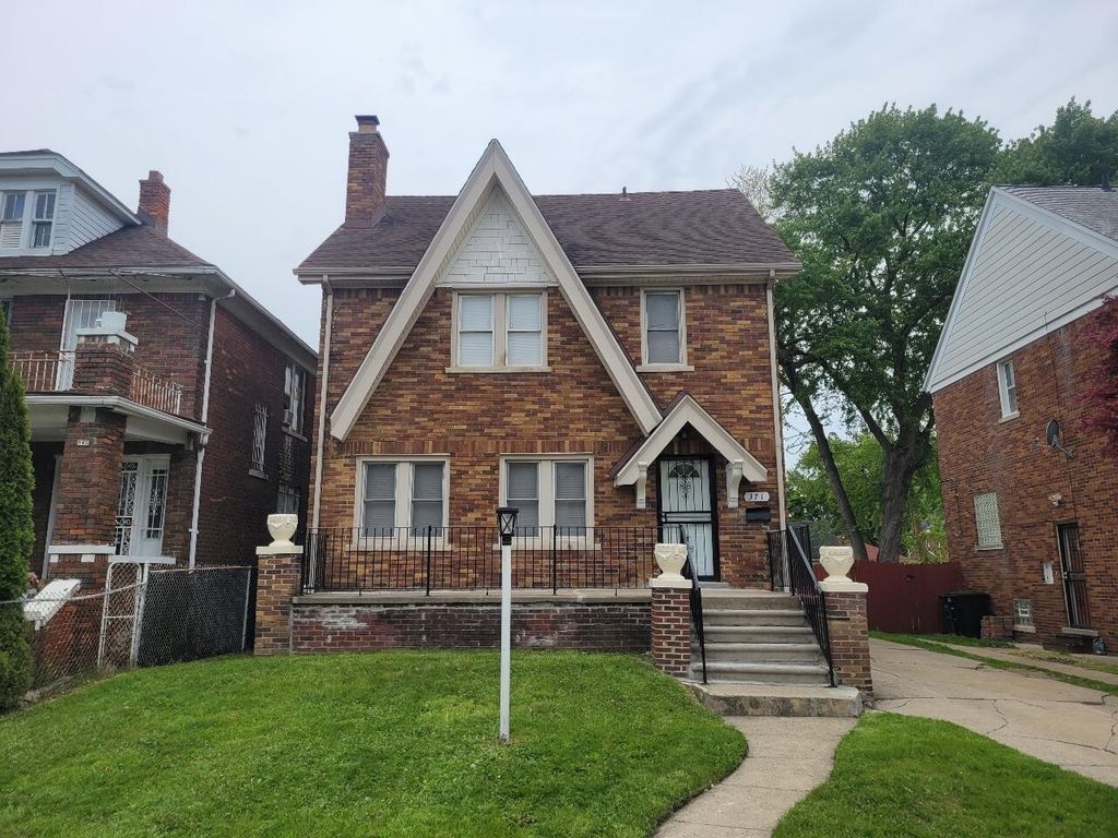 371 Piper Boulevard, Detroit city