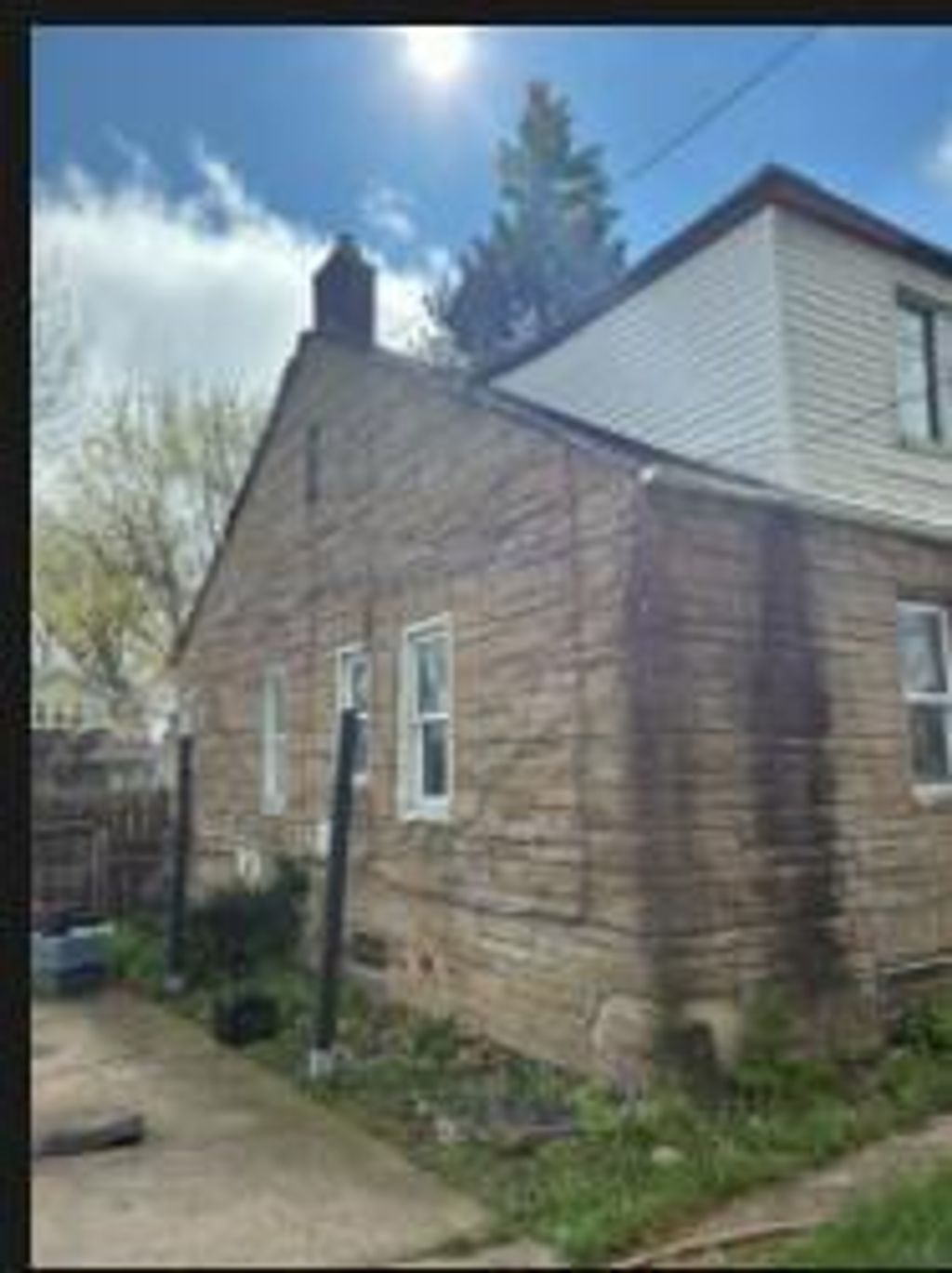 20017 Hawthorne Street, Highland Park city