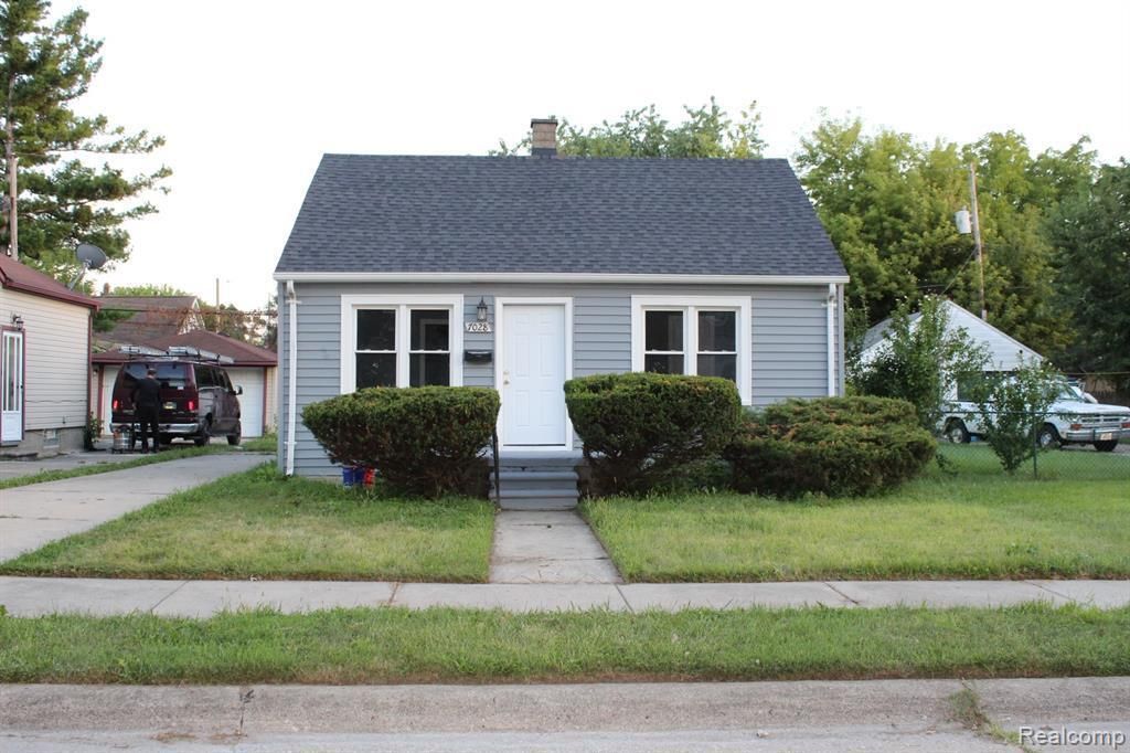 7028 Yacht Avenue, Warren