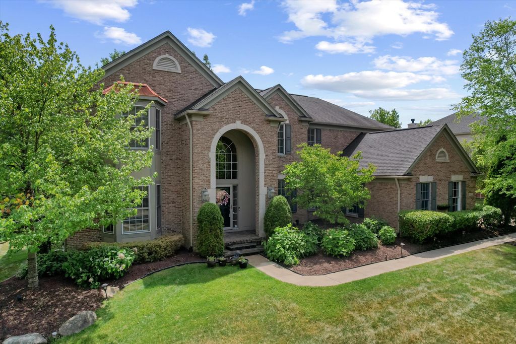 49828 Waterstone Estates Circle, Northville township