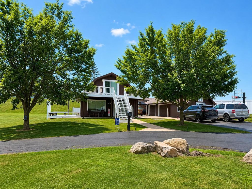 595 Rolling Meadows Drive, Hudson