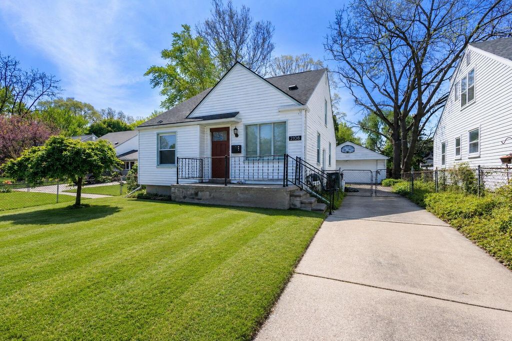 2108 E 4th Street, Royal Oak city