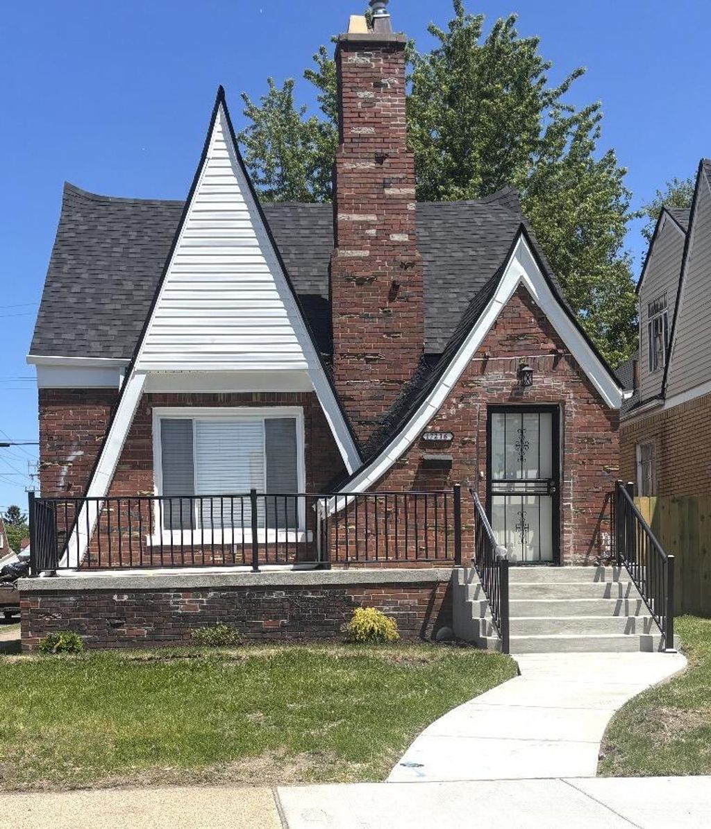 17216 Birwood Street, Detroit city