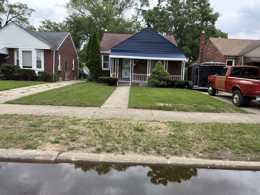 19450 Woodingham Drive, Detroit city