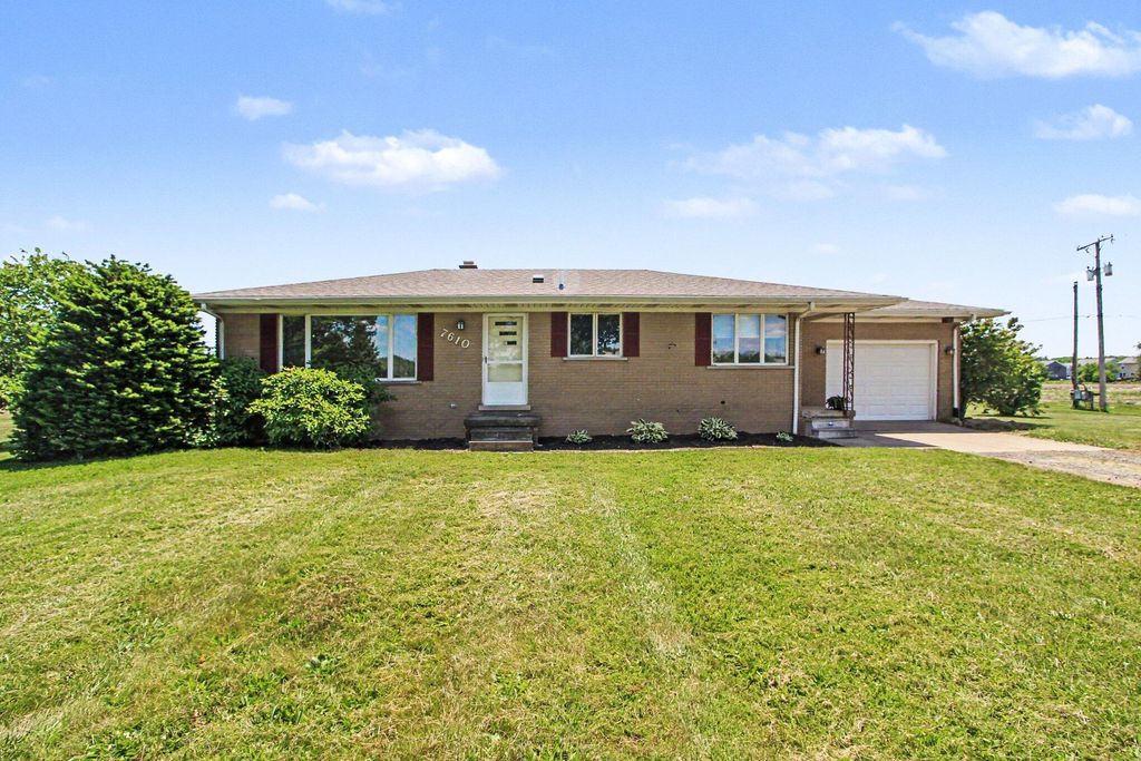 7610 Willis Road, Augusta charter township