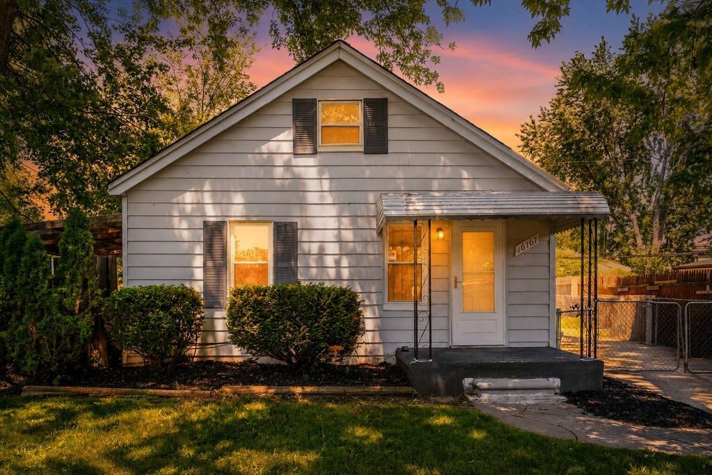 16167 Hauss Avenue, Eastpointe city