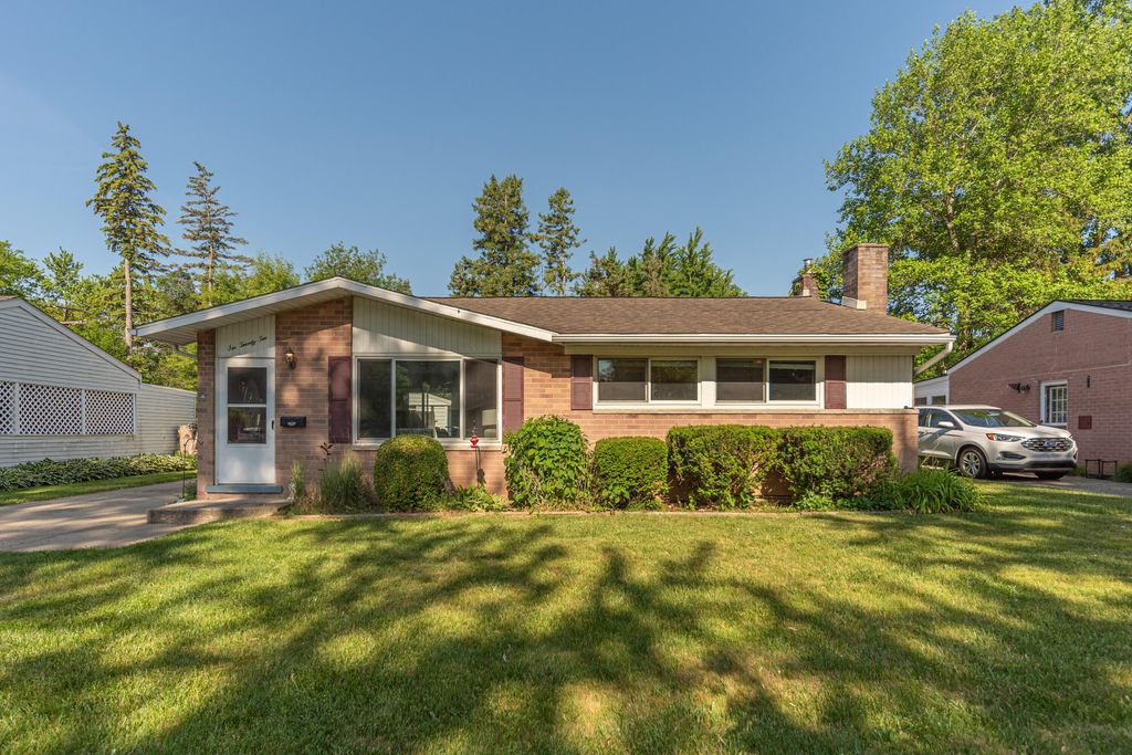 622 Rosemont Avenue, Saline city