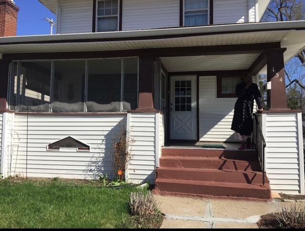 134 W Baker Street, Flint city