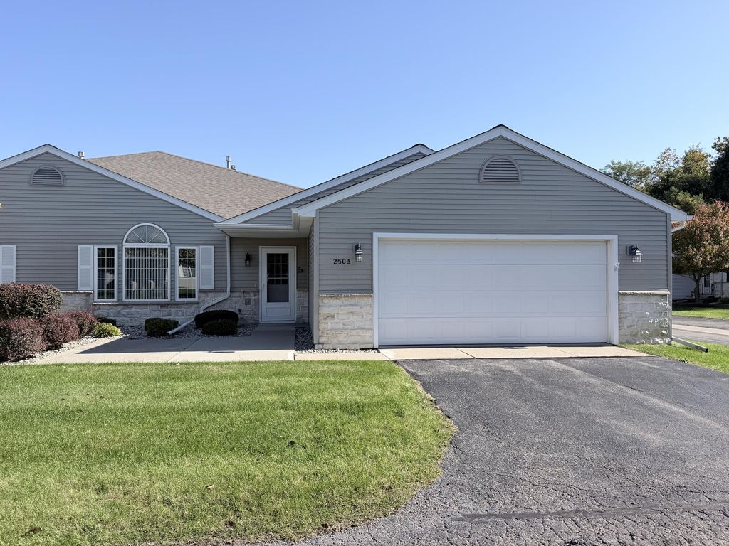 2503 Lakewood Drive, Adrian