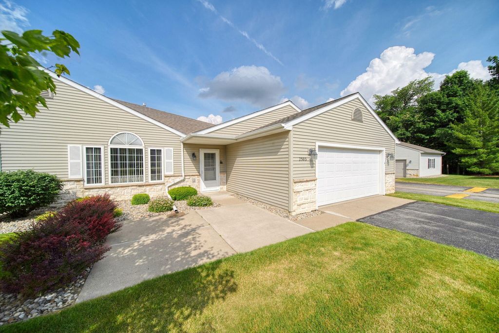 2503 Lakewood Drive, Adrian