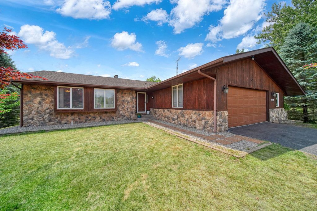10799 Austin Road, Napoleon township