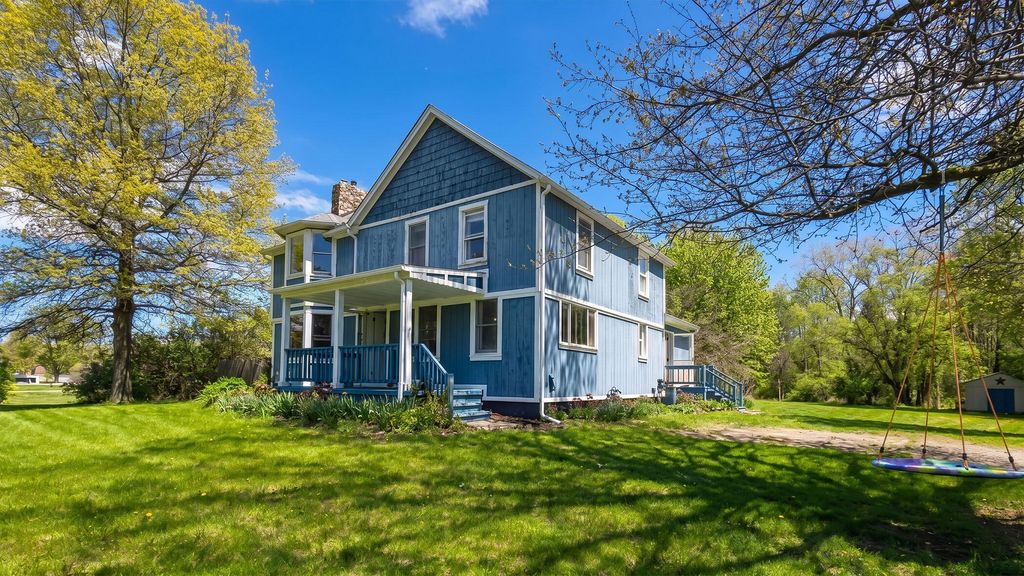 7351 Marsh Road, Cottrellville township