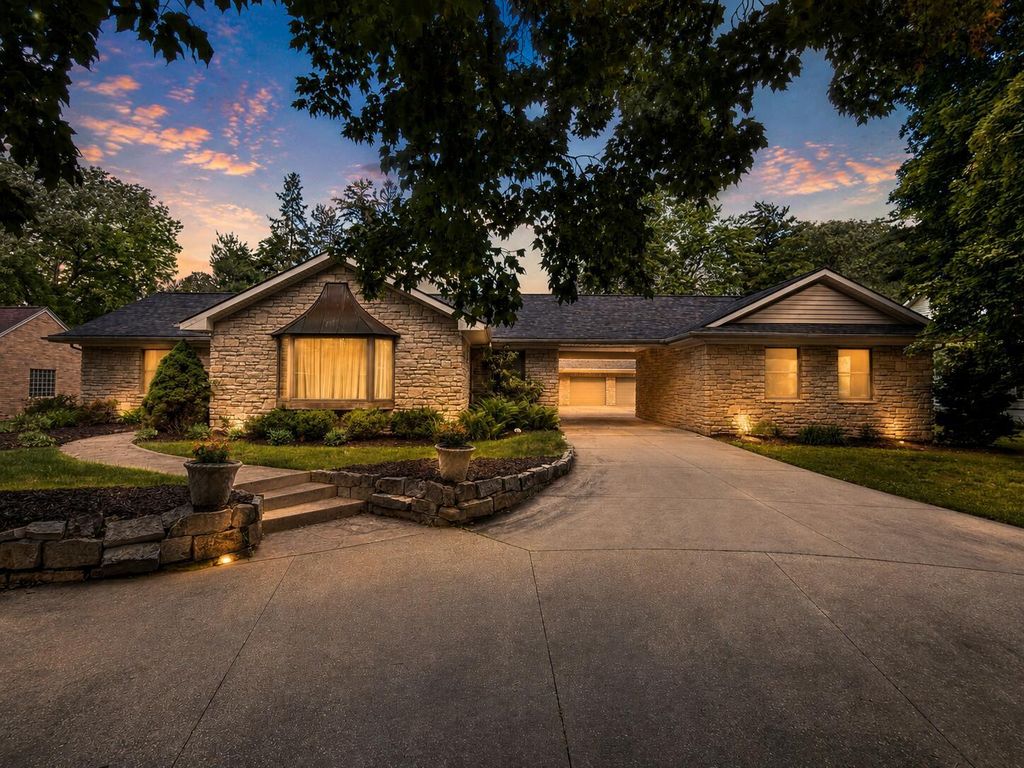 4593 Chippewa Drive, Ingham township